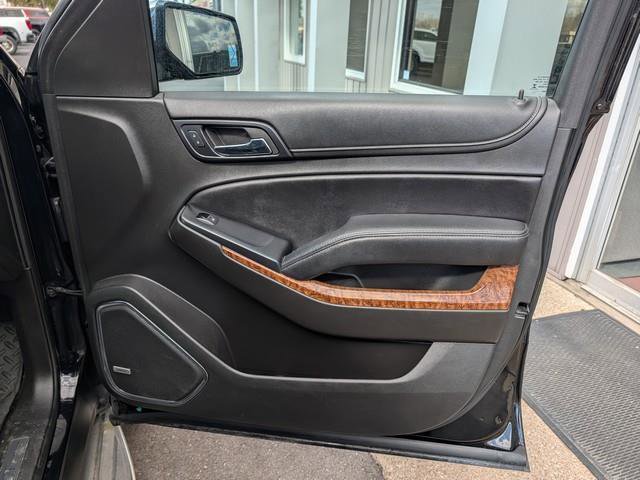 Used 2015 Chevrolet Suburban LTZ image 23
