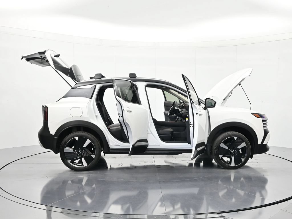 New 2026 Nissan Kicks SR w/ Cold Weather Package FWD image 46