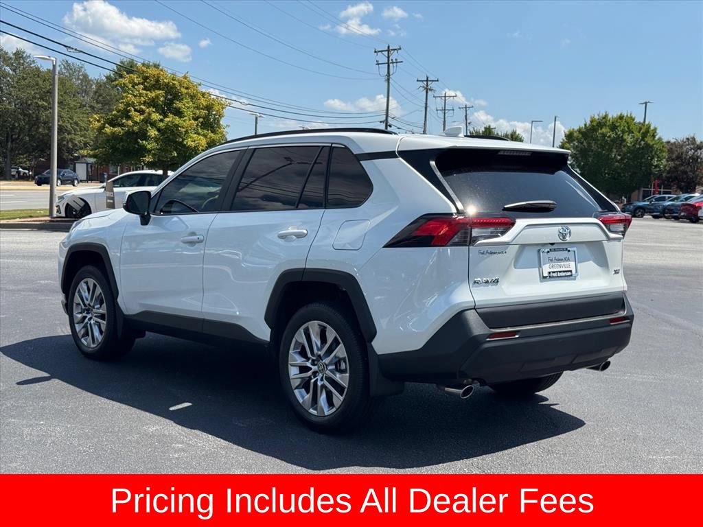 Used 2025 Toyota RAV4 XLE Premium FWD image 5