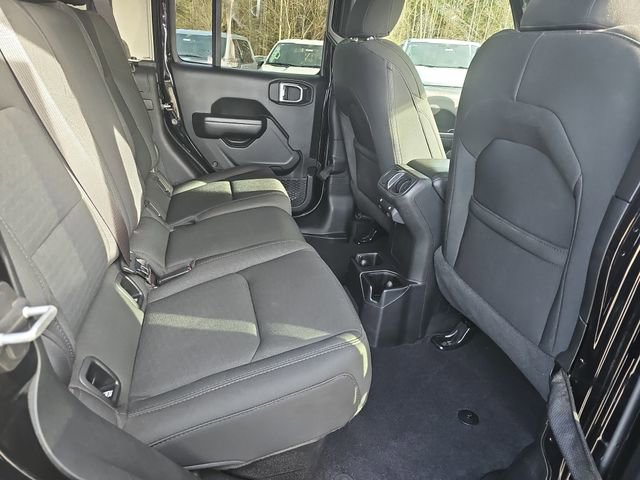 Used 2021 Jeep Gladiator Willys image 11