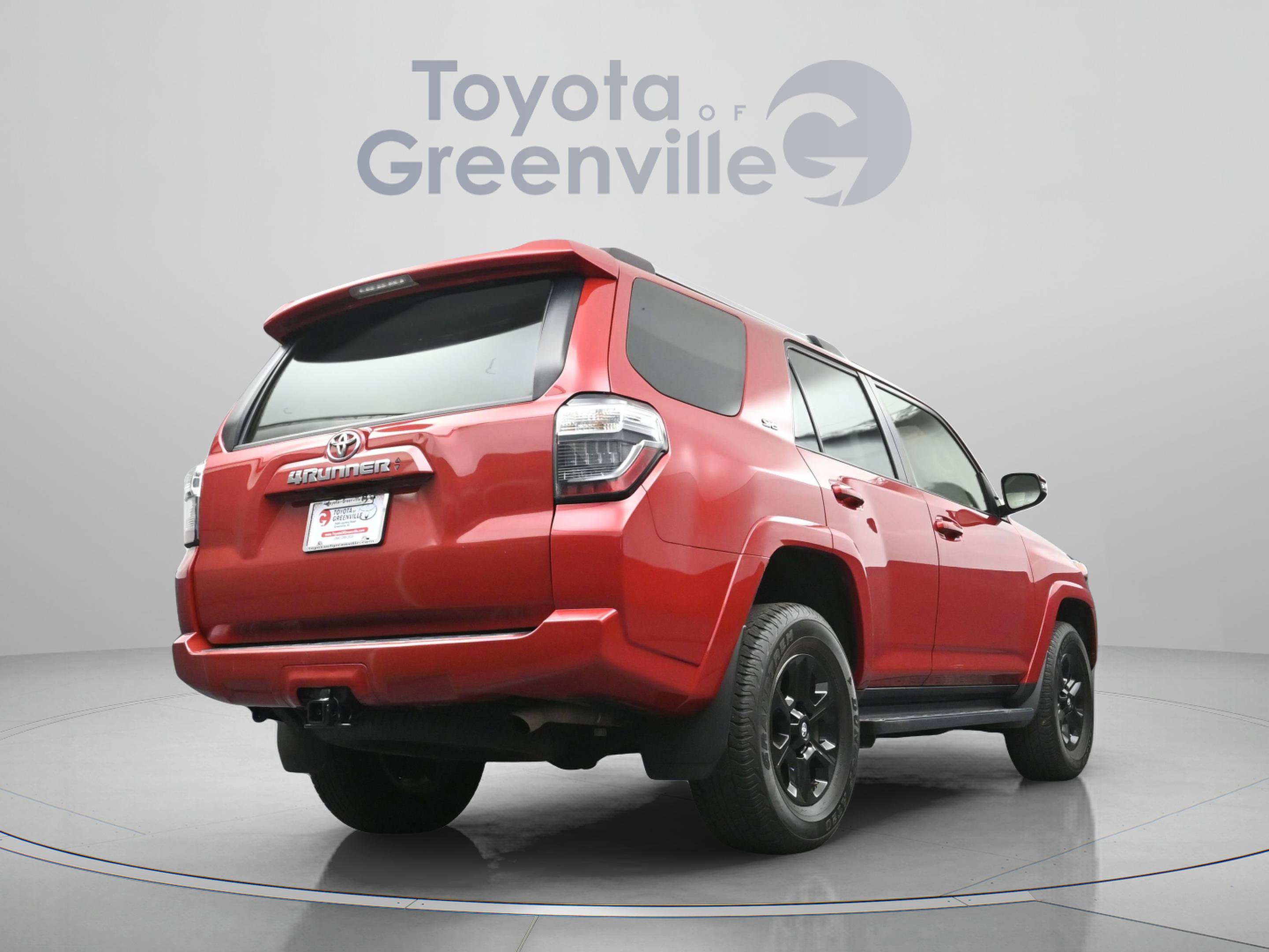 Certified 2024 Toyota 4Runner SR5 AWD/4WD image 15