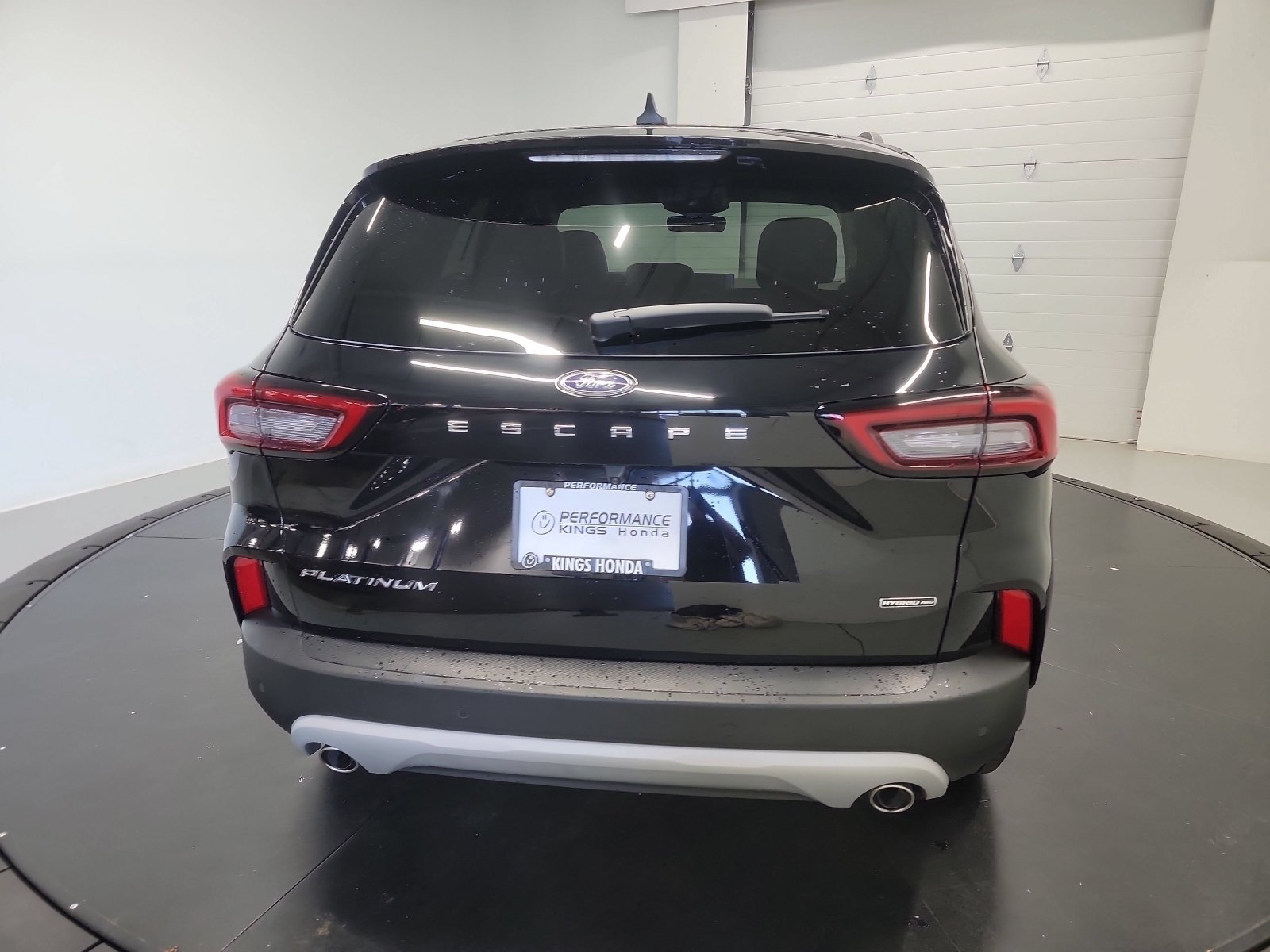 Used 2023 Ford Escape Platinum AWD/4WD image 8