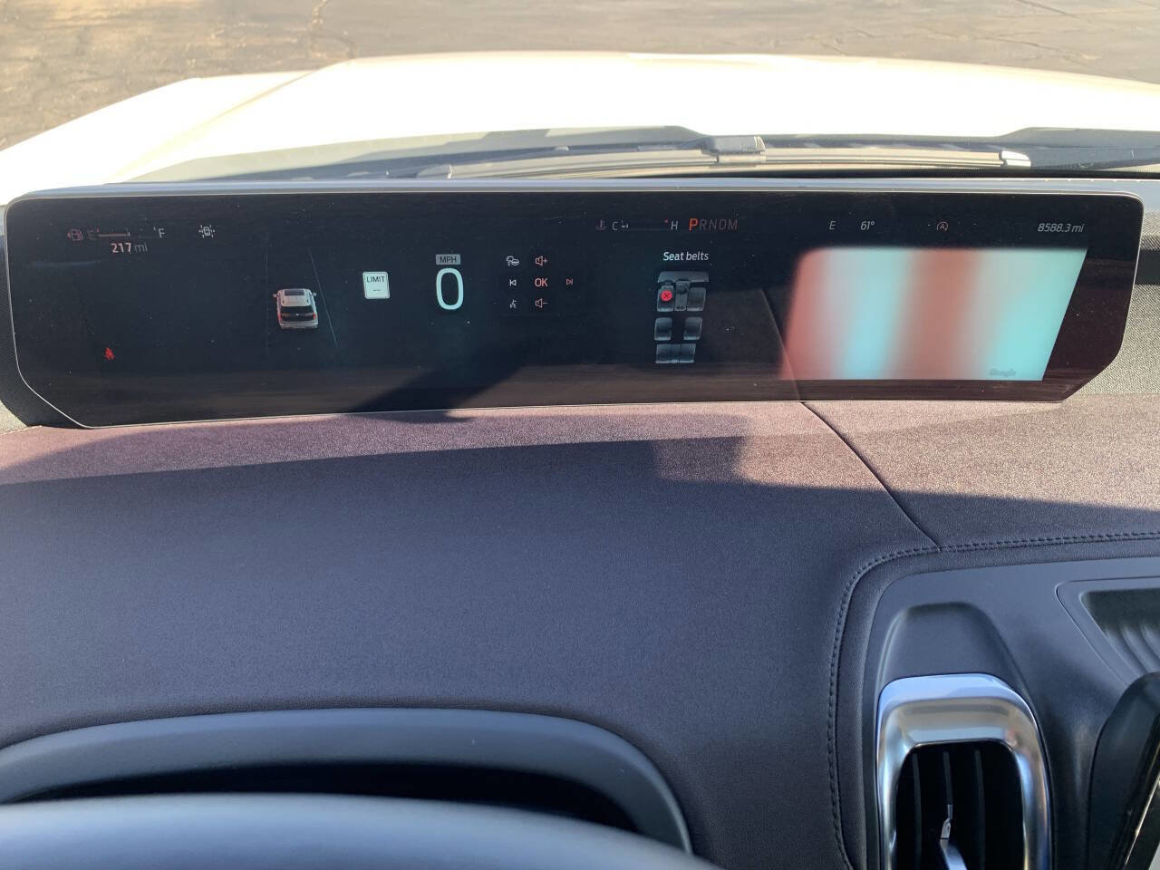 Used 2025 Ford Expedition Platinum w/ Platinum Ultimate Package image 11