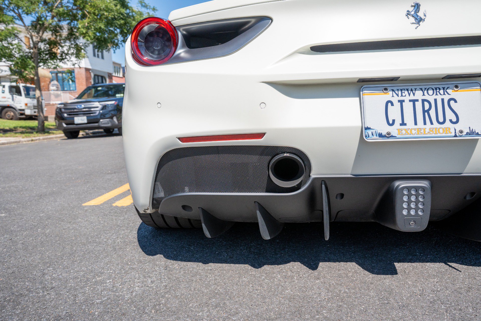 Used 2018 Ferrari 488 GTB RWD image 43