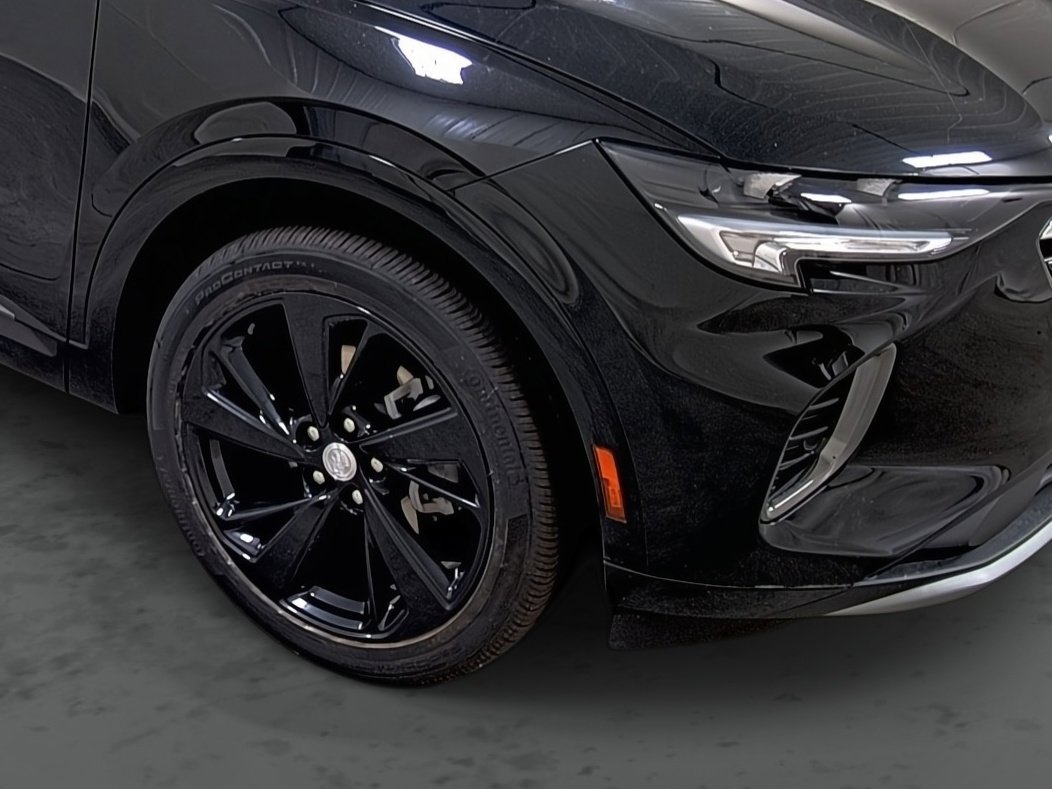 Certified 2021 Buick Envision Essence w/ Technology Package I image 14