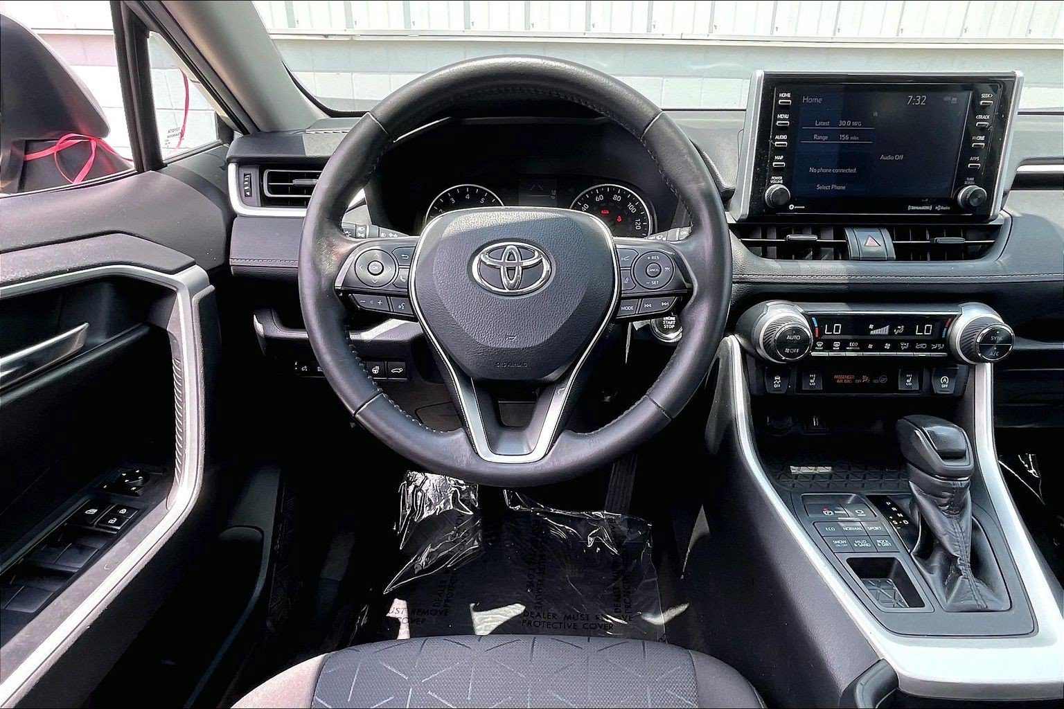 Used 2020 Toyota RAV4 XLE w/ Convenience Package AWD/4WD image 6