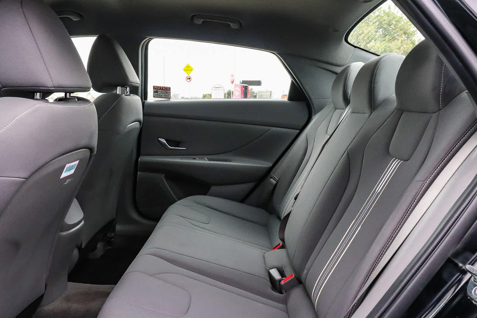 Used 2023 Hyundai Elantra SEL FWD image 18