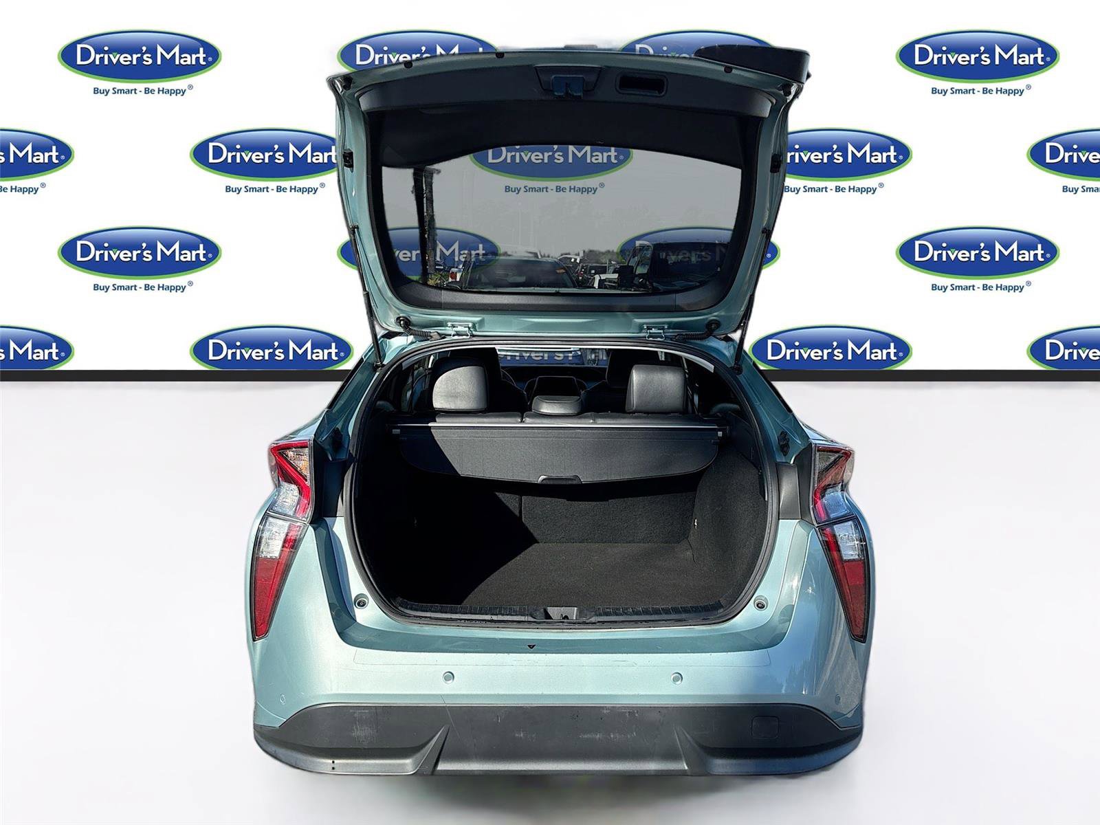 Used 2018 Toyota Prius Four Touring image 27