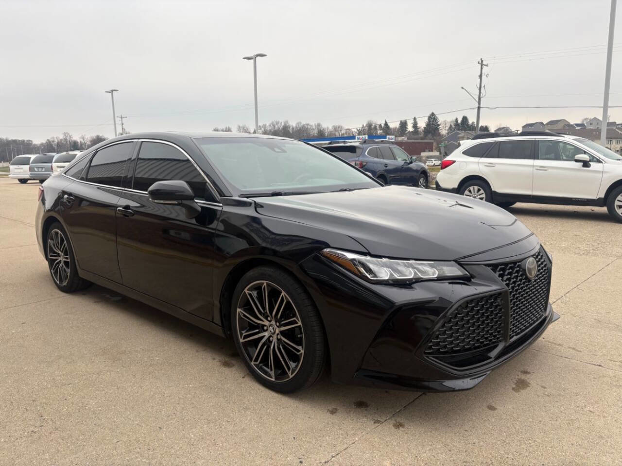 Used 2019 Toyota Avalon XSE w/ All Weather Liner Package image 15