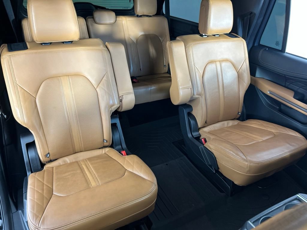 Used 2022 Ford Expedition Max Platinum AWD/4WD image 34