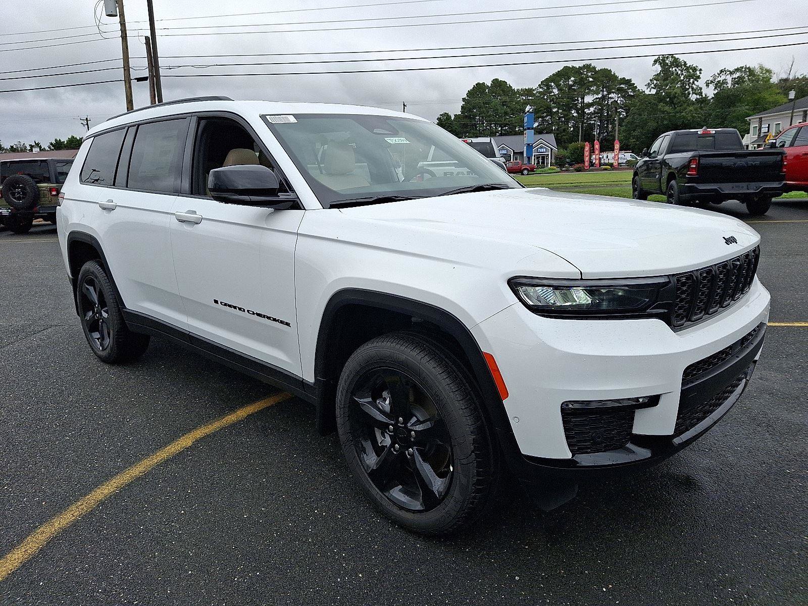 New 2025 Jeep Grand Cherokee L Limited w/ Luxury Tech Group II image 2
