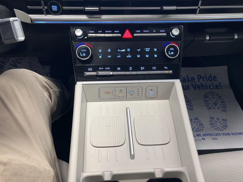 Used 2024 Hyundai Santa Fe Limited AWD/4WD image 31