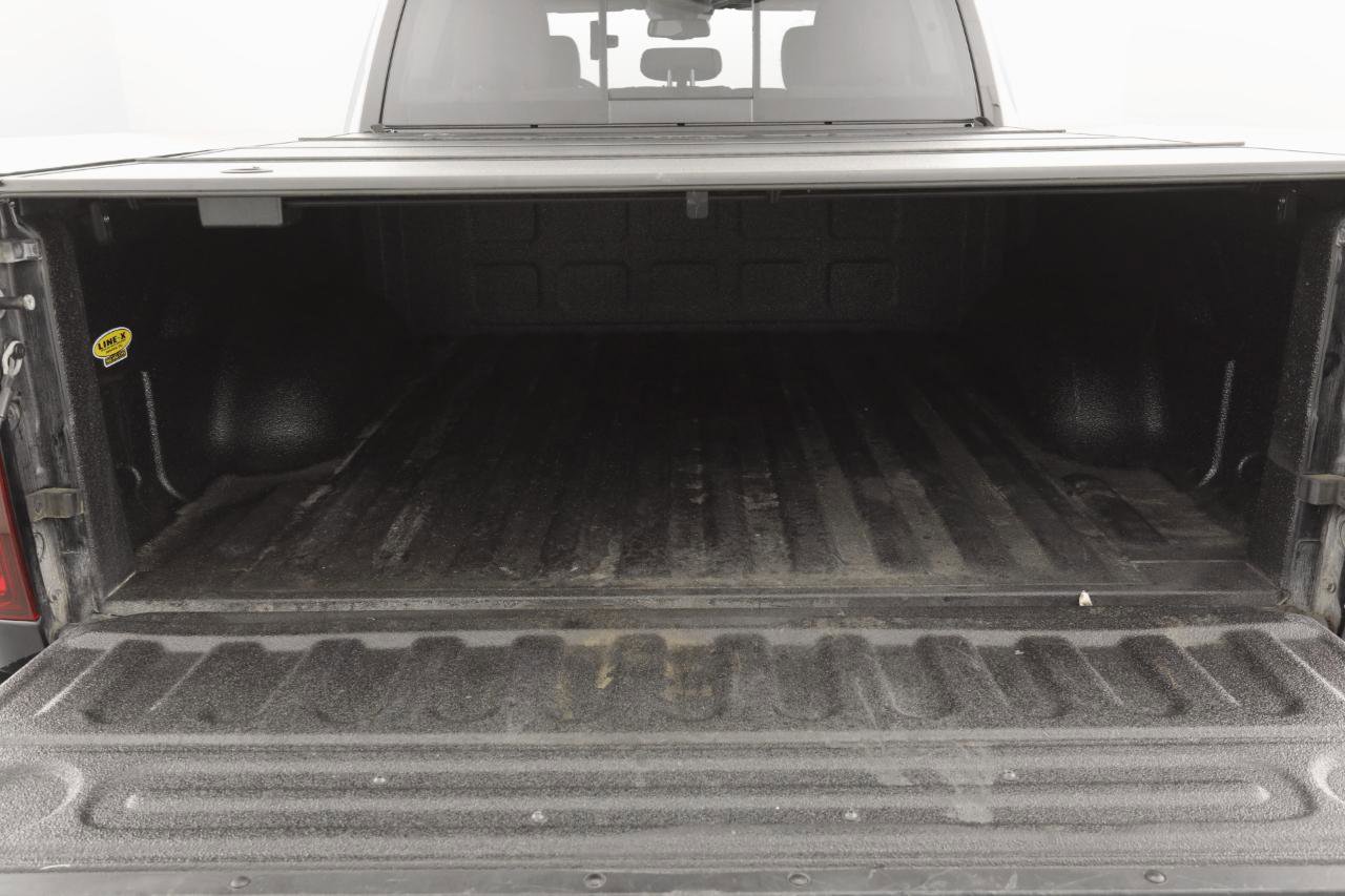 Used 2019 RAM 1500 Classic Warlock AWD/4WD image 32
