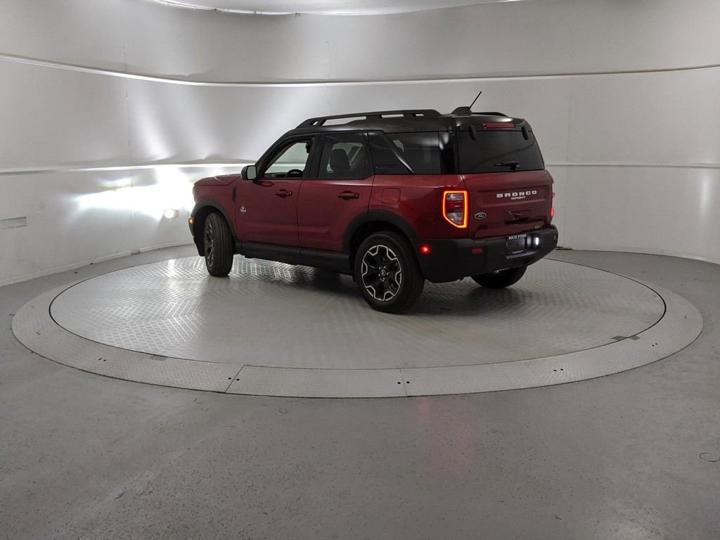 New 2025 Ford Bronco Sport Outer Banks image 4