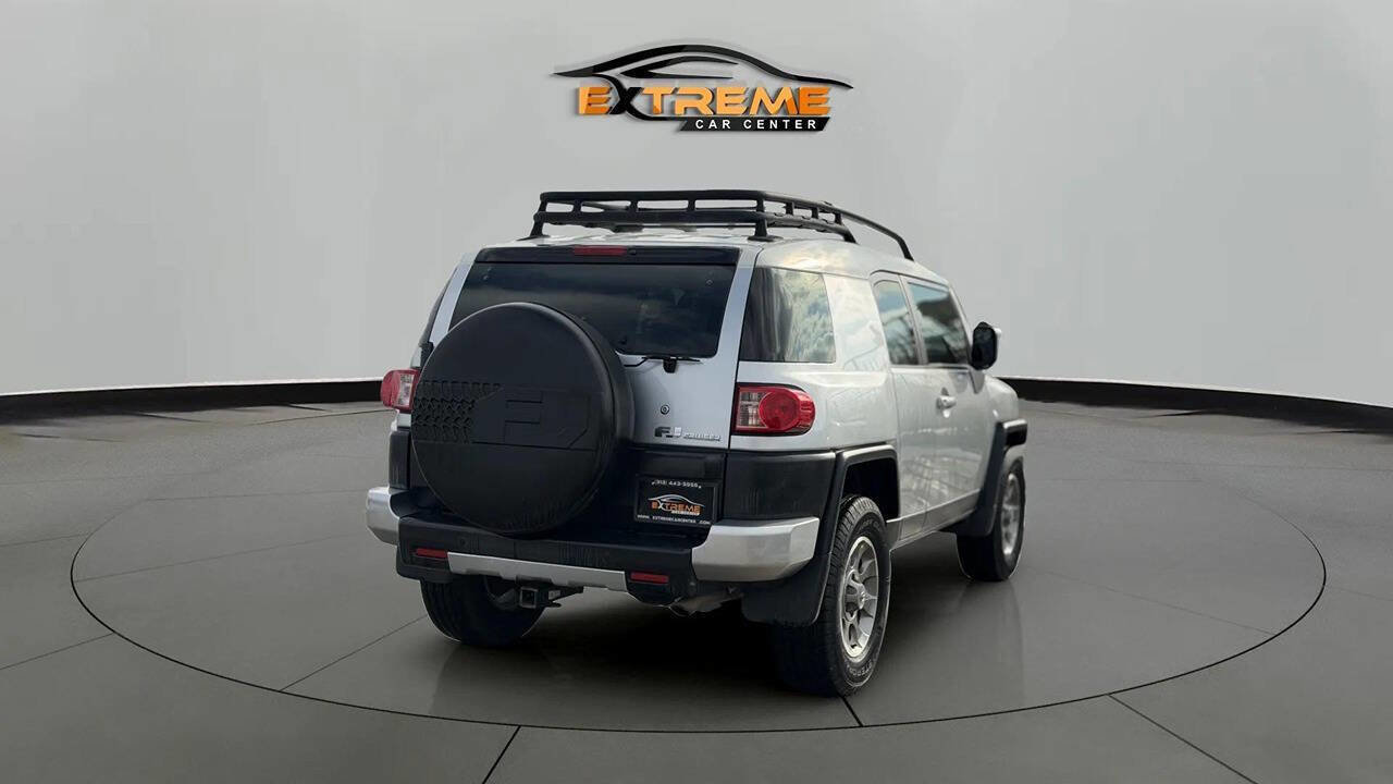 Used 2007 Toyota FJ Cruiser 4WD image 7