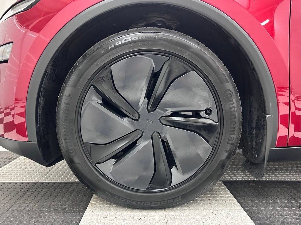 Used 2026 Tesla Model Y AWD image 8