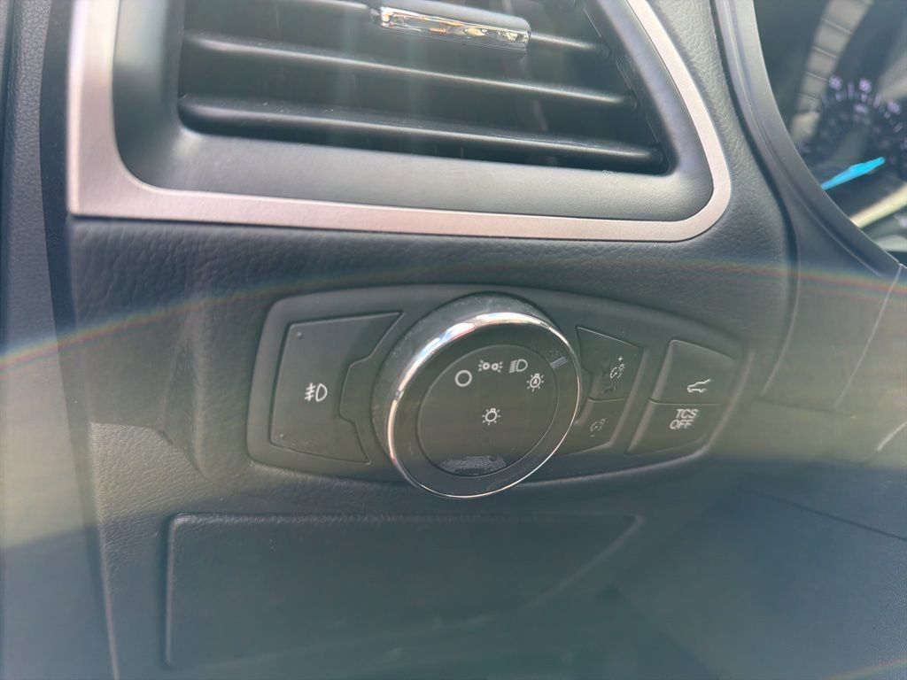 Used 2022 Ford Edge SEL w/ Convenience Package image 26