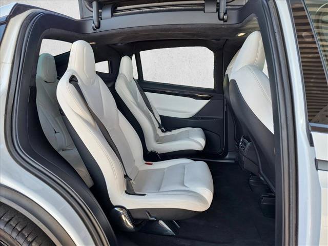 Used 2020 Tesla Model X Long Range AWD/4WD image 22