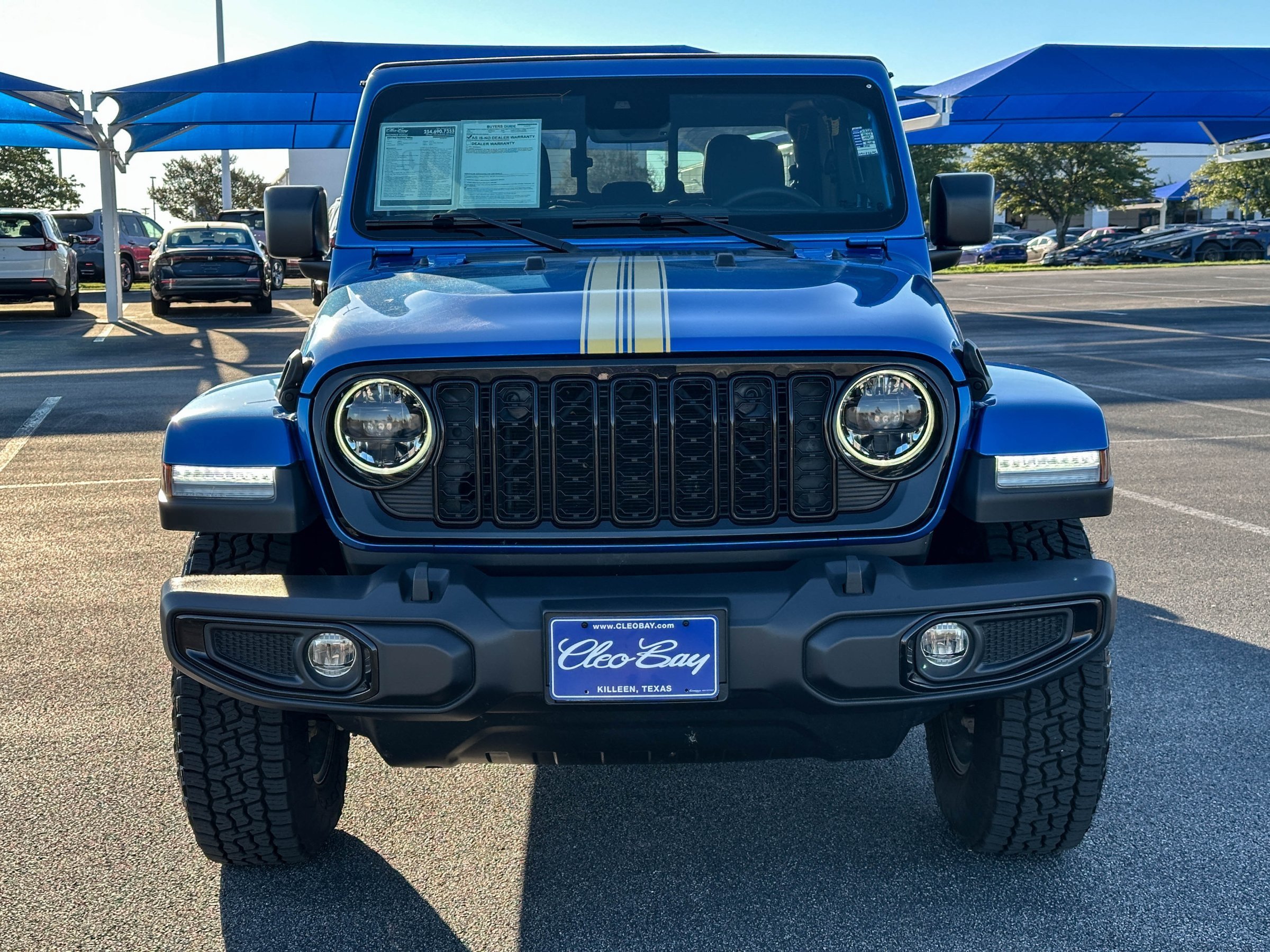 Used 2024 Jeep Gladiator Sport AWD/4WD image 11