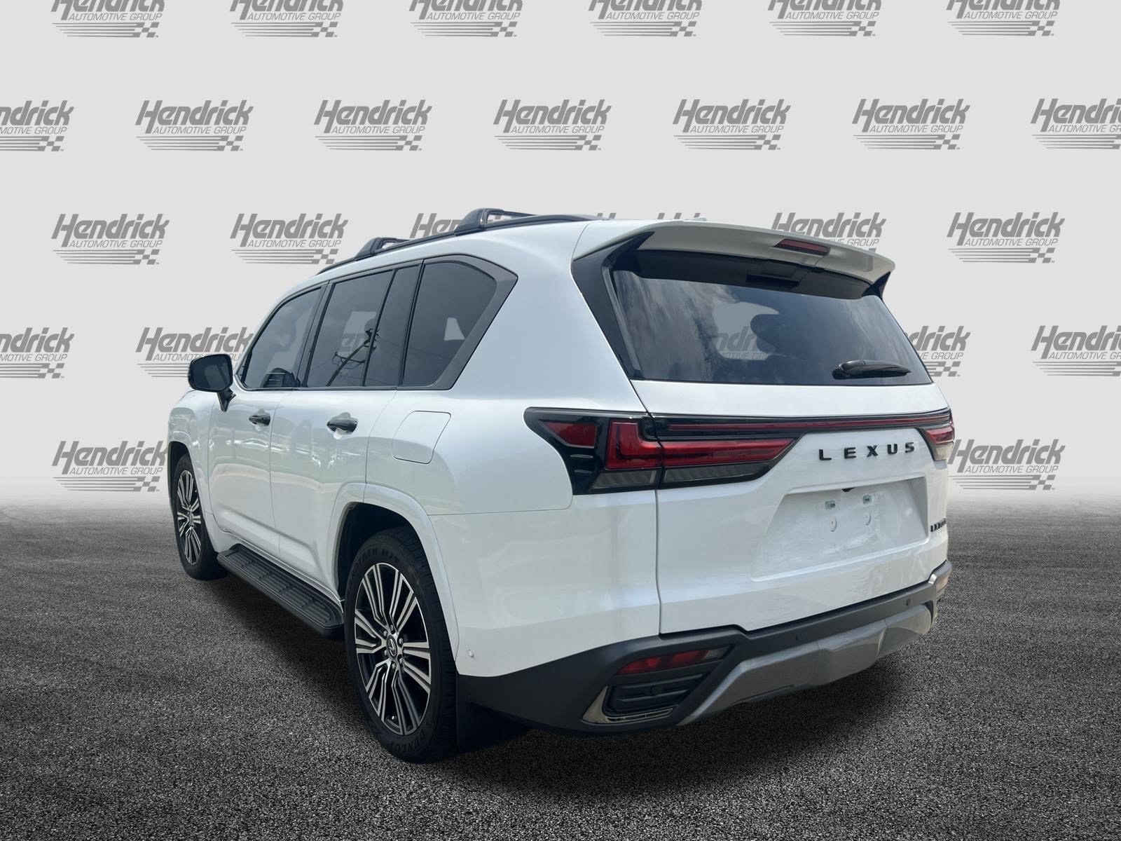 Used 2025 Lexus LX 700h Luxury w/ Appearance Package AWD/4WD image 7