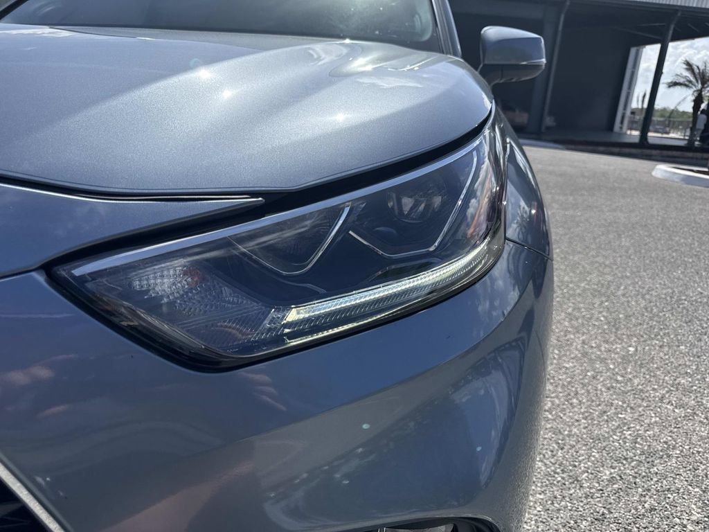 Used 2022 Toyota Highlander Platinum image 9