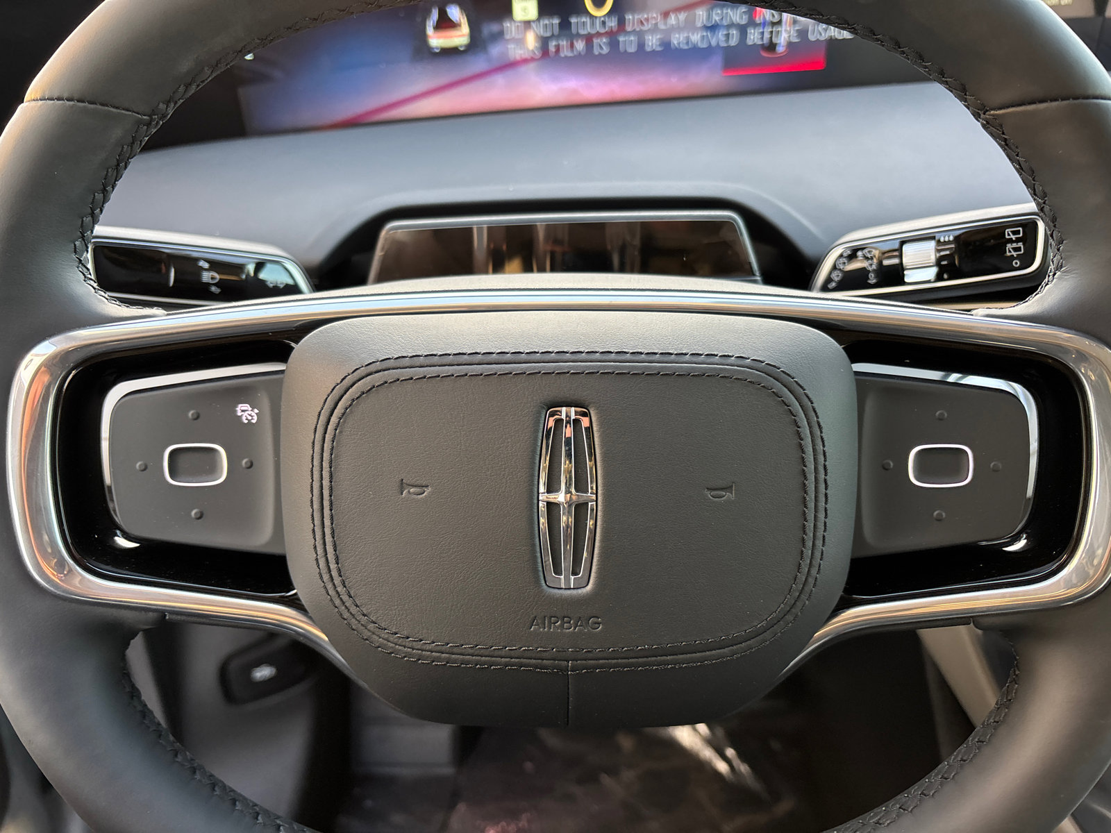 New 2026 Lincoln Nautilus Premier image 16