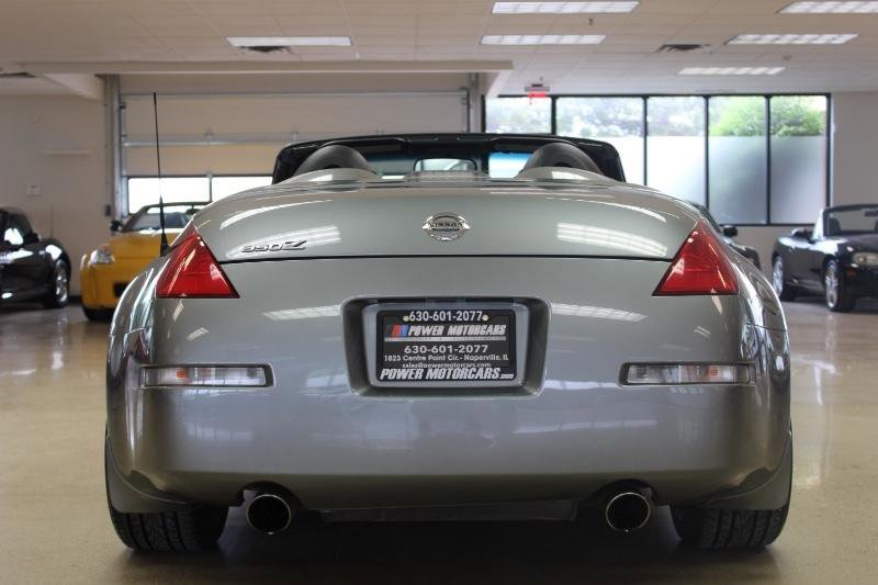 Used 2004 Nissan 350Z Touring image 32