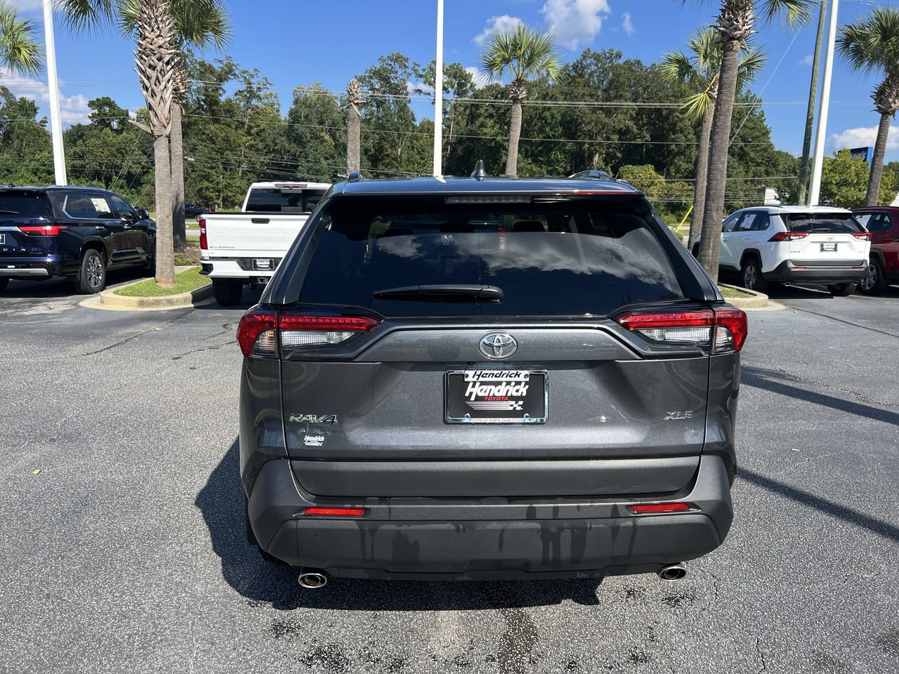 Used 2025 Toyota RAV4 XLE w/ Convenience Package FWD image 9