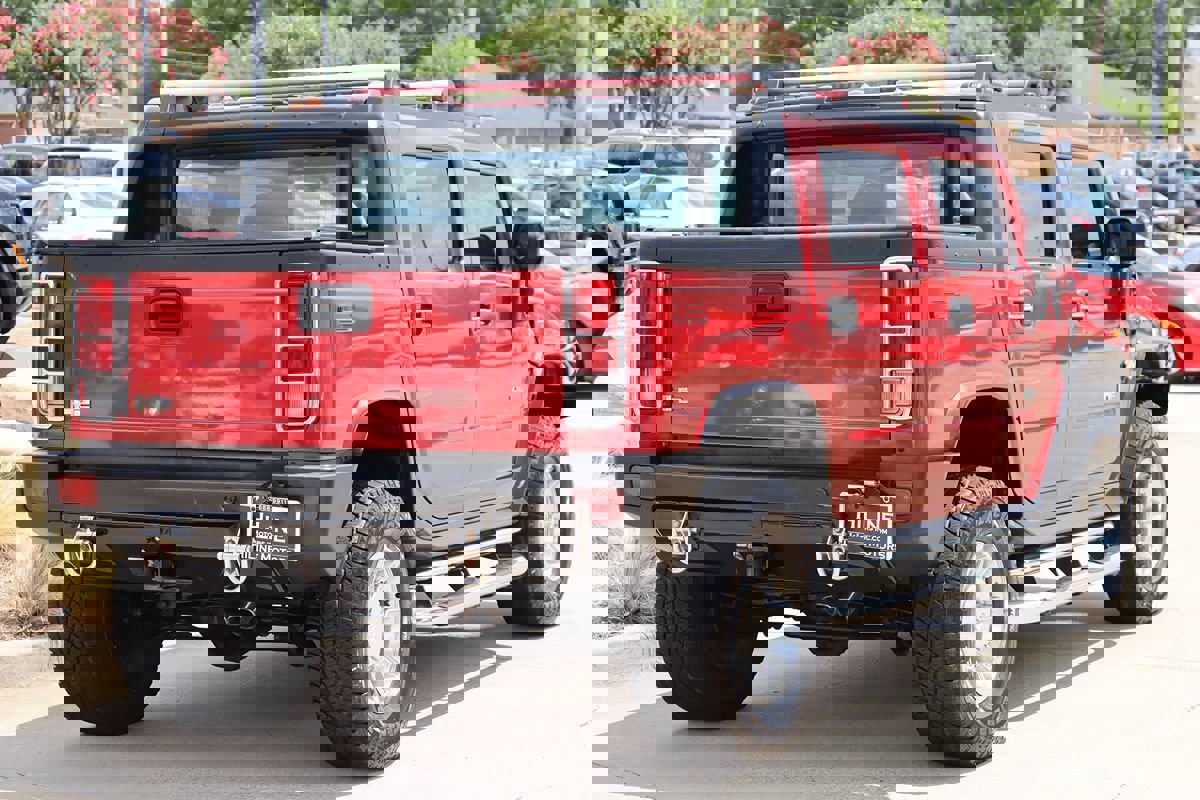 Used 2005 HUMMER H2 SUT w/ Preferred Equipment Group image 10