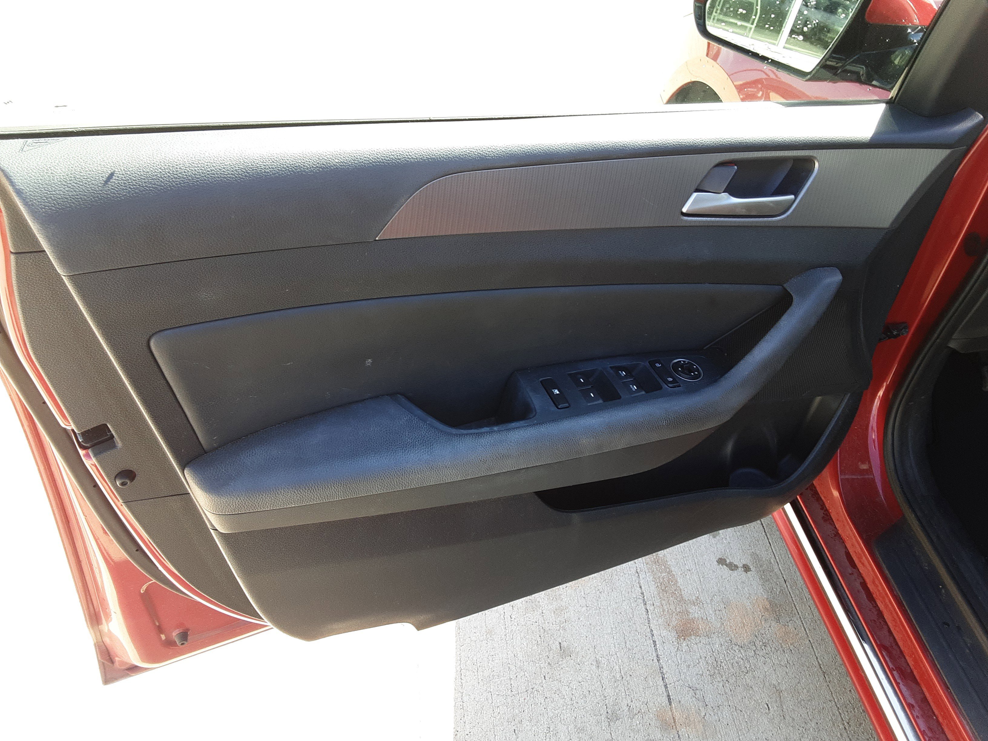 Used 2018 Hyundai Sonata Sport image 9