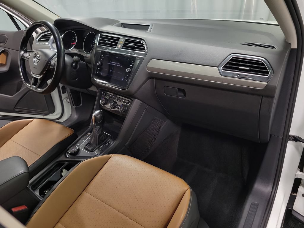 Used 2019 Volkswagen Tiguan SE w/ Panoramic Sunroof Package AWD/4WD image 35