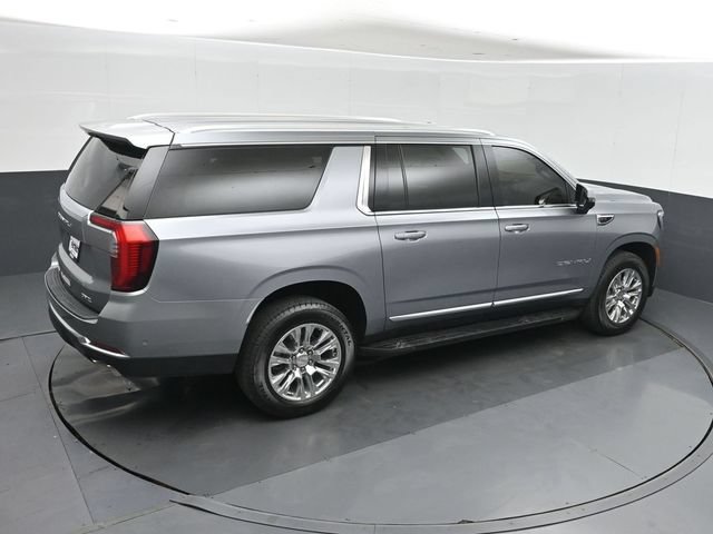 Used 2025 GMC Yukon XL Denali AWD/4WD image 34