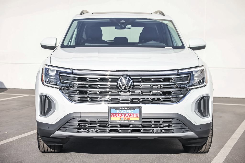 New 2026 Volkswagen Atlas SE FWD image 2