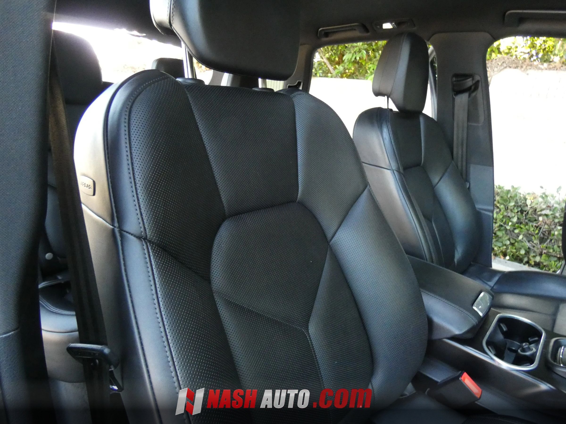 Used 2018 Porsche Cayenne AWD/4WD image 29