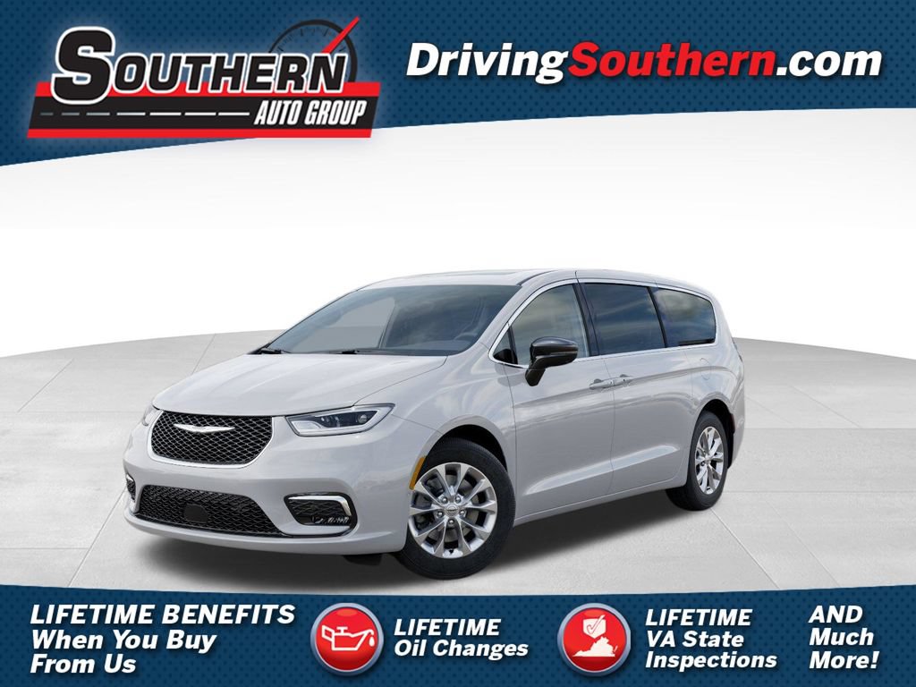 Used 2026 Chrysler Pacifica Select AWD/4WD image 1