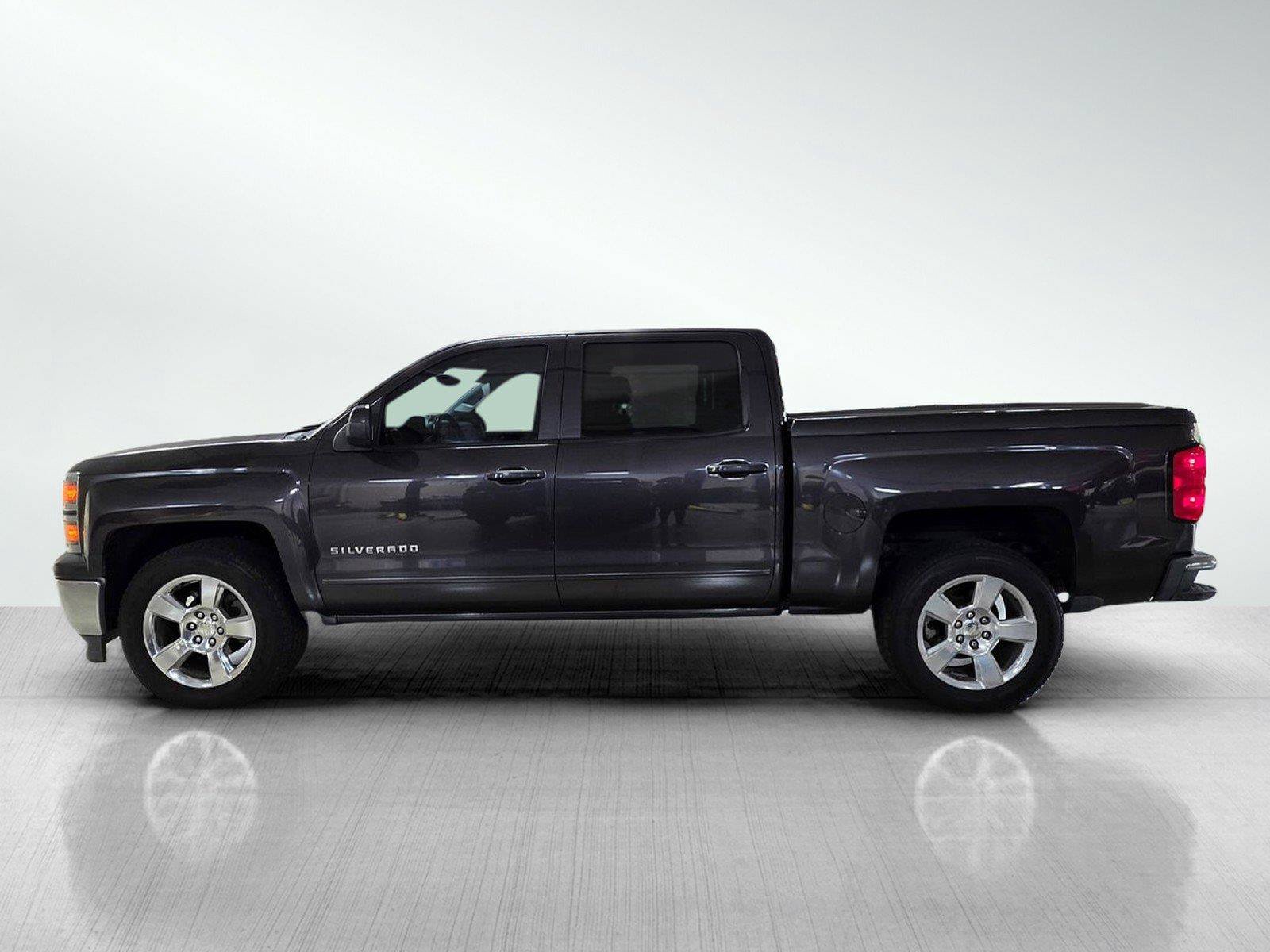 Used 2015 Chevrolet Silverado 1500 LT w/ LT Convenience Package RWD image 4