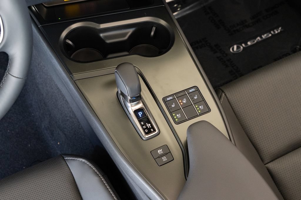 New 2026 Lexus UX 300h AWD image 20