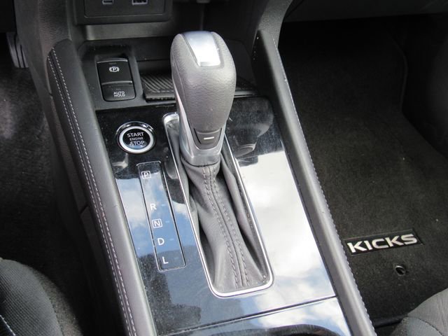 Used 2024 Nissan Kicks SV FWD image 23