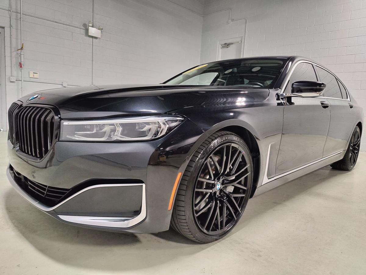 Used 2020 BMW 750i xDrive w/ Executive Package AWD/4WD image 27
