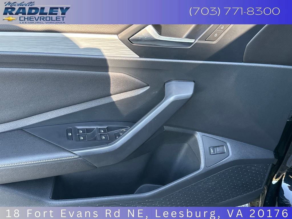 Used 2025 Volkswagen Jetta S FWD image 6