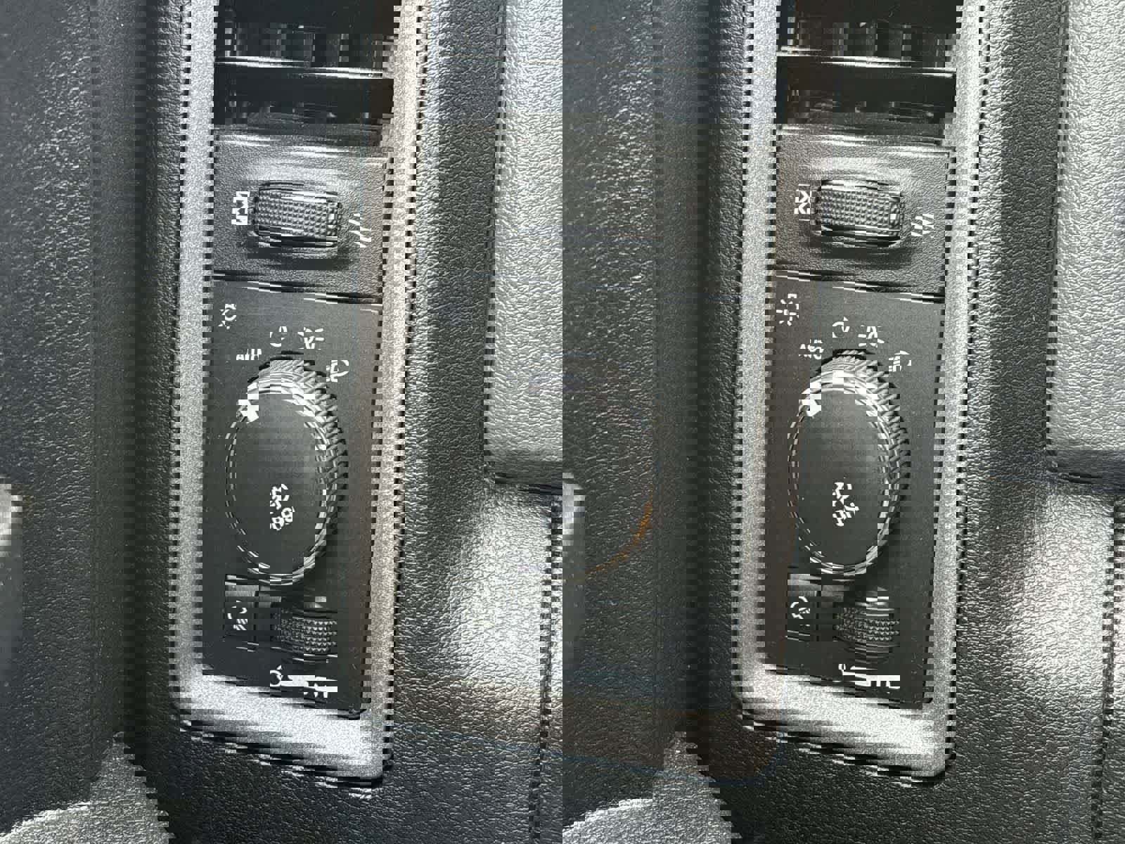 Used 2015 RAM 1500 Express image 17