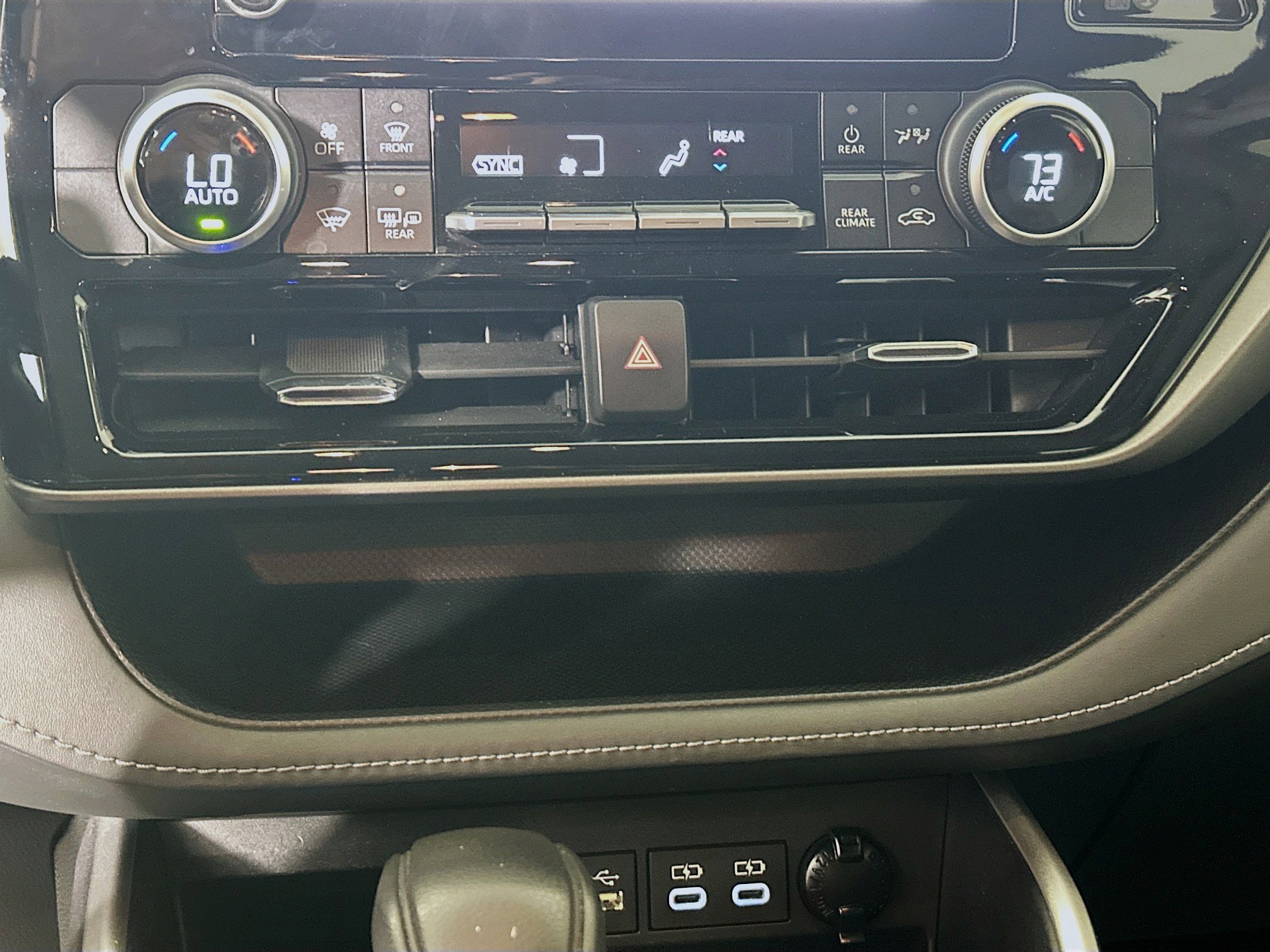 Used 2023 Toyota Highlander L image 23