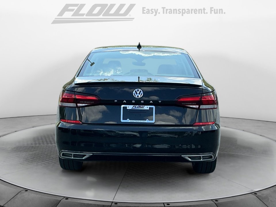 Certified 2020 Volkswagen Passat 2.0T R-Line image 8