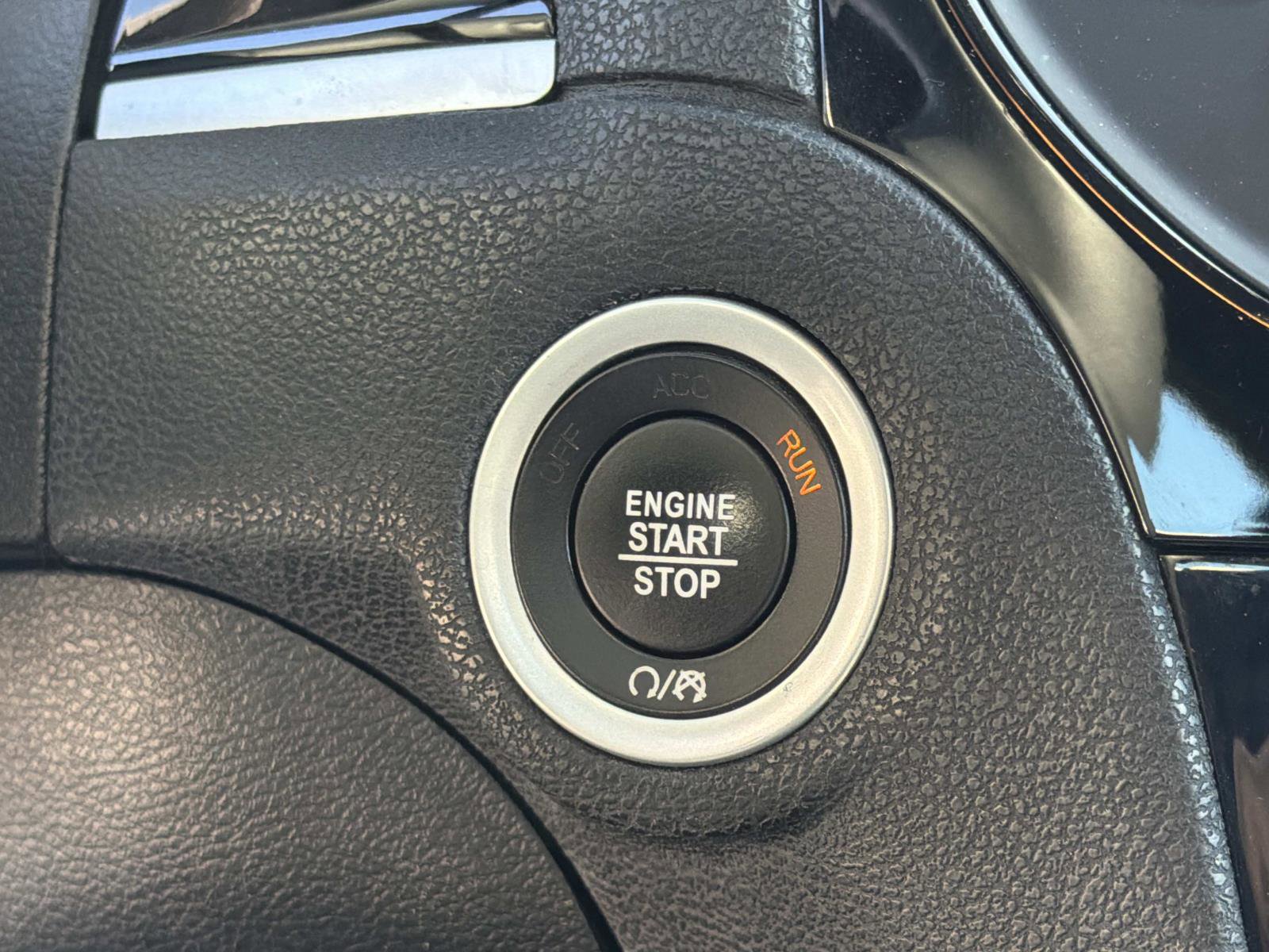 Used 2023 Chrysler 300 S image 15