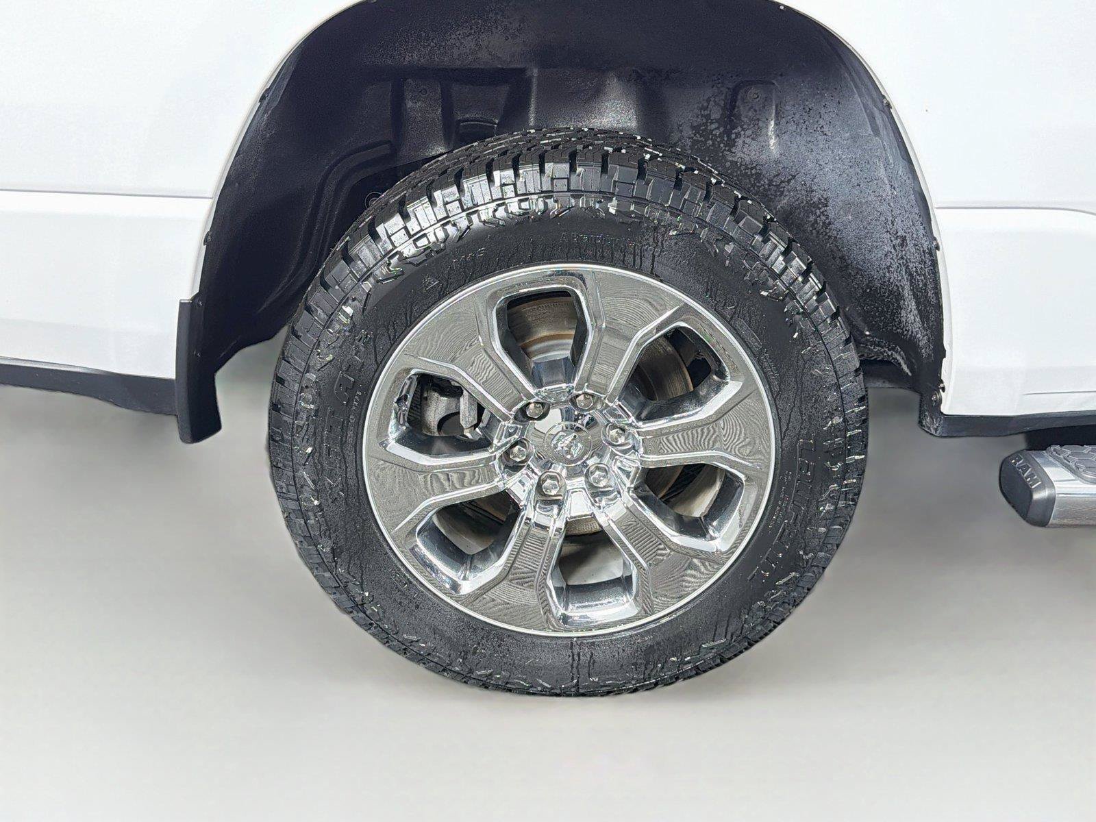 Used 2023 RAM 1500 Big Horn AWD/4WD image 35