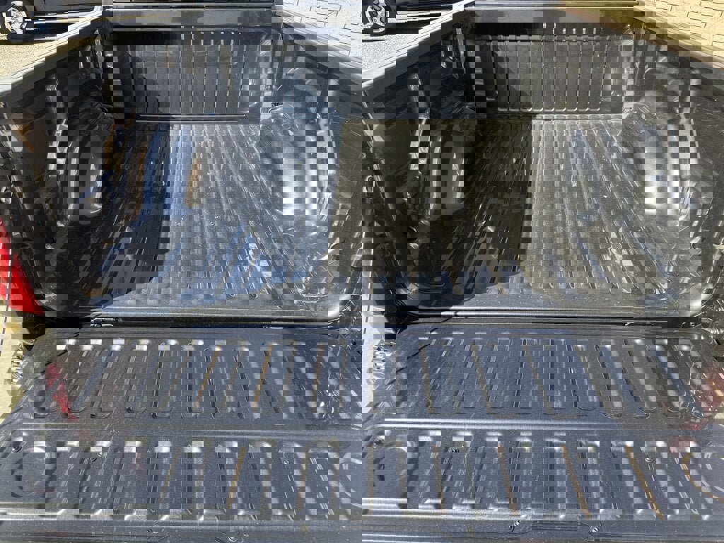 New 2025 RAM 1500 Big Horn image 5