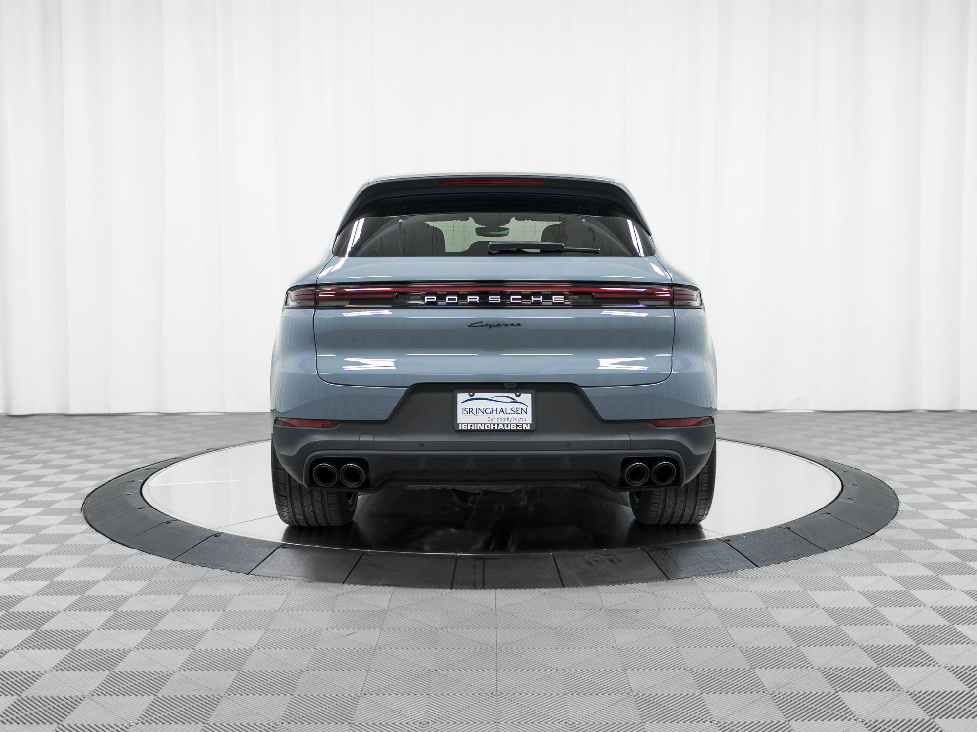 Certified 2025 Porsche Cayenne image 6