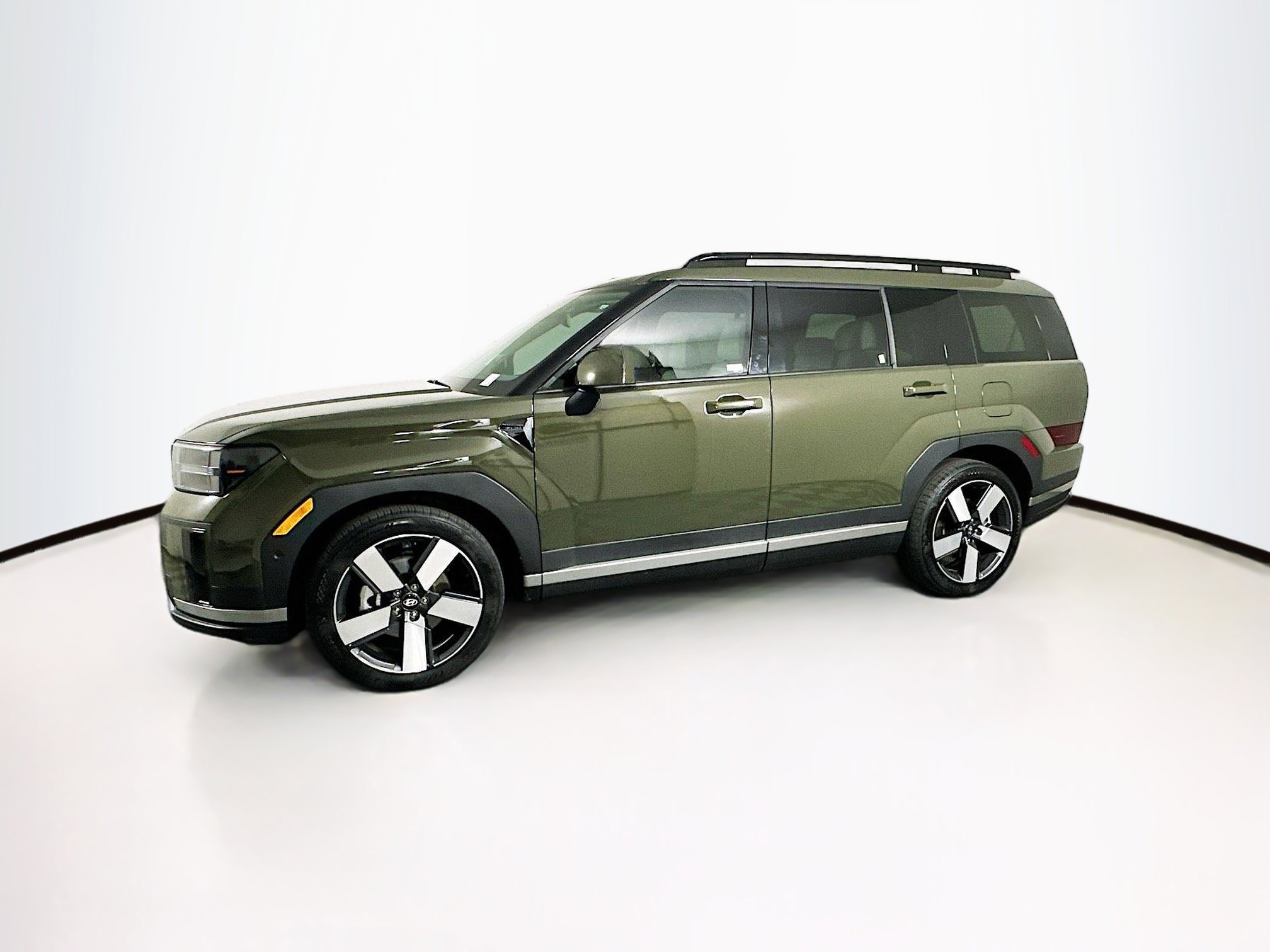 Used 2024 Hyundai Santa Fe Limited image 4