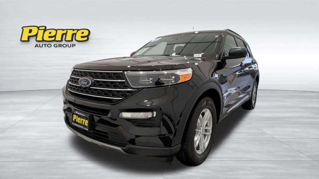 Used 2023 Ford Explorer XLT w/ Equipment Group 202A image 1
