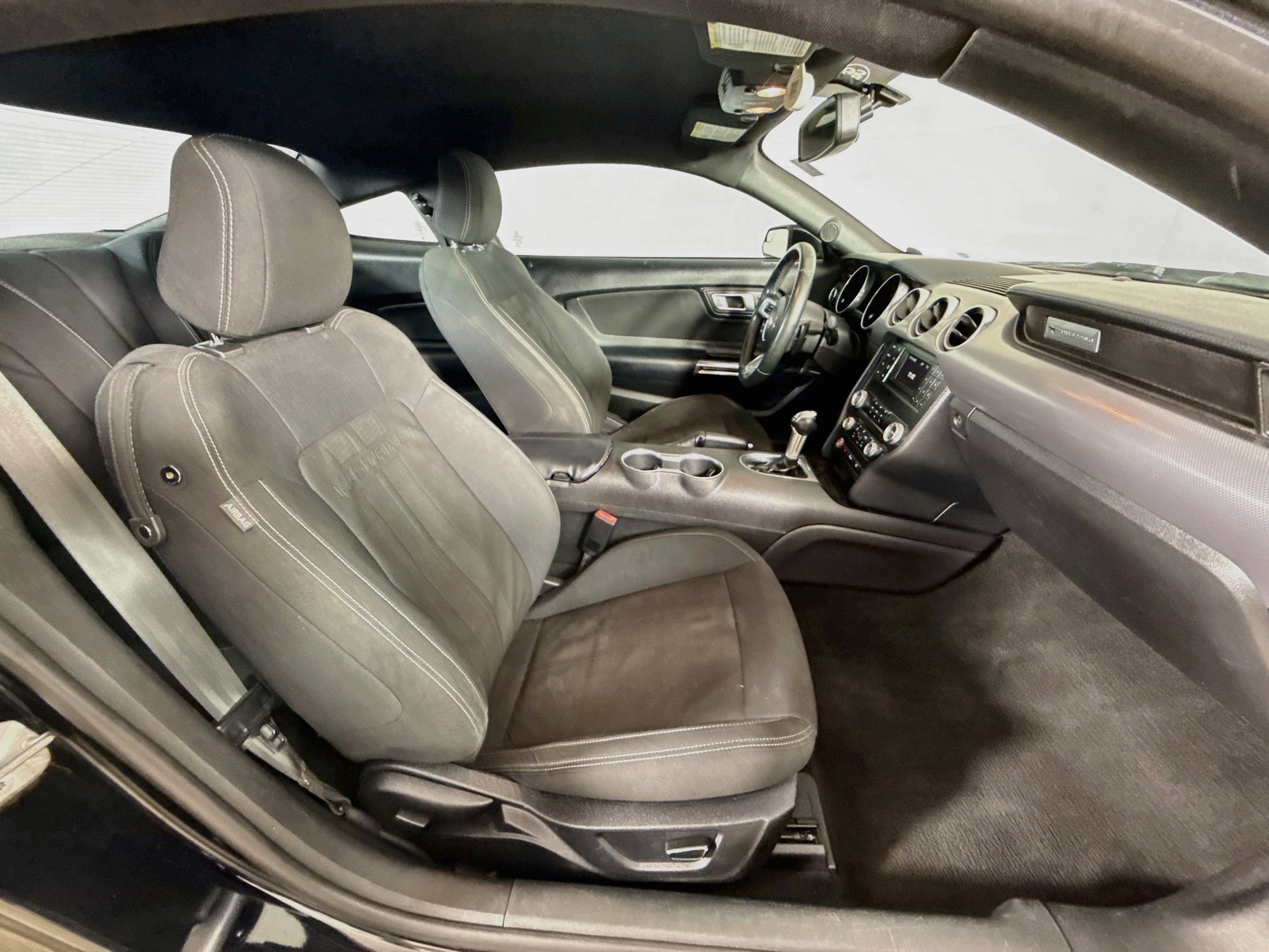 Used 2019 Ford Mustang GT RWD image 31